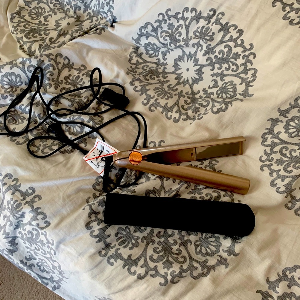 Tyme hair straightener